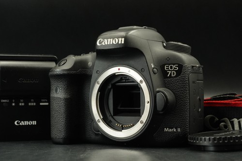 Canon eos mark - eos, dslr